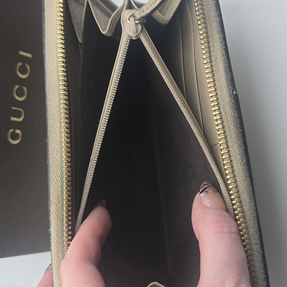 Gucci Ophidia GG Beige W/ Green & Red Sherry Zip Around Long Wallet (EUC)(COA)✨️ - Picture 10 of 15